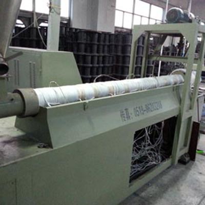 上海擠出機(jī)電磁加熱器的散熱